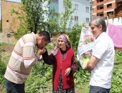 Sultan Ana'nın duasını aldılar
